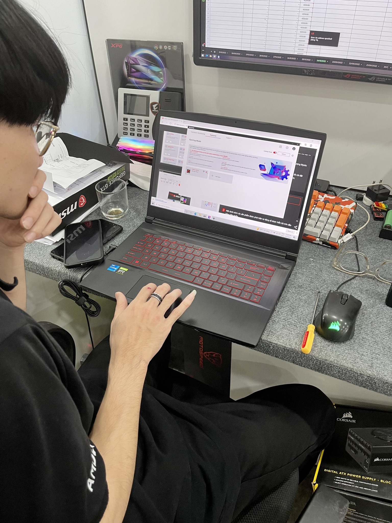 So Sánh Laptop Cũ vs Laptop Mới: Nên Mua Loại Nào?