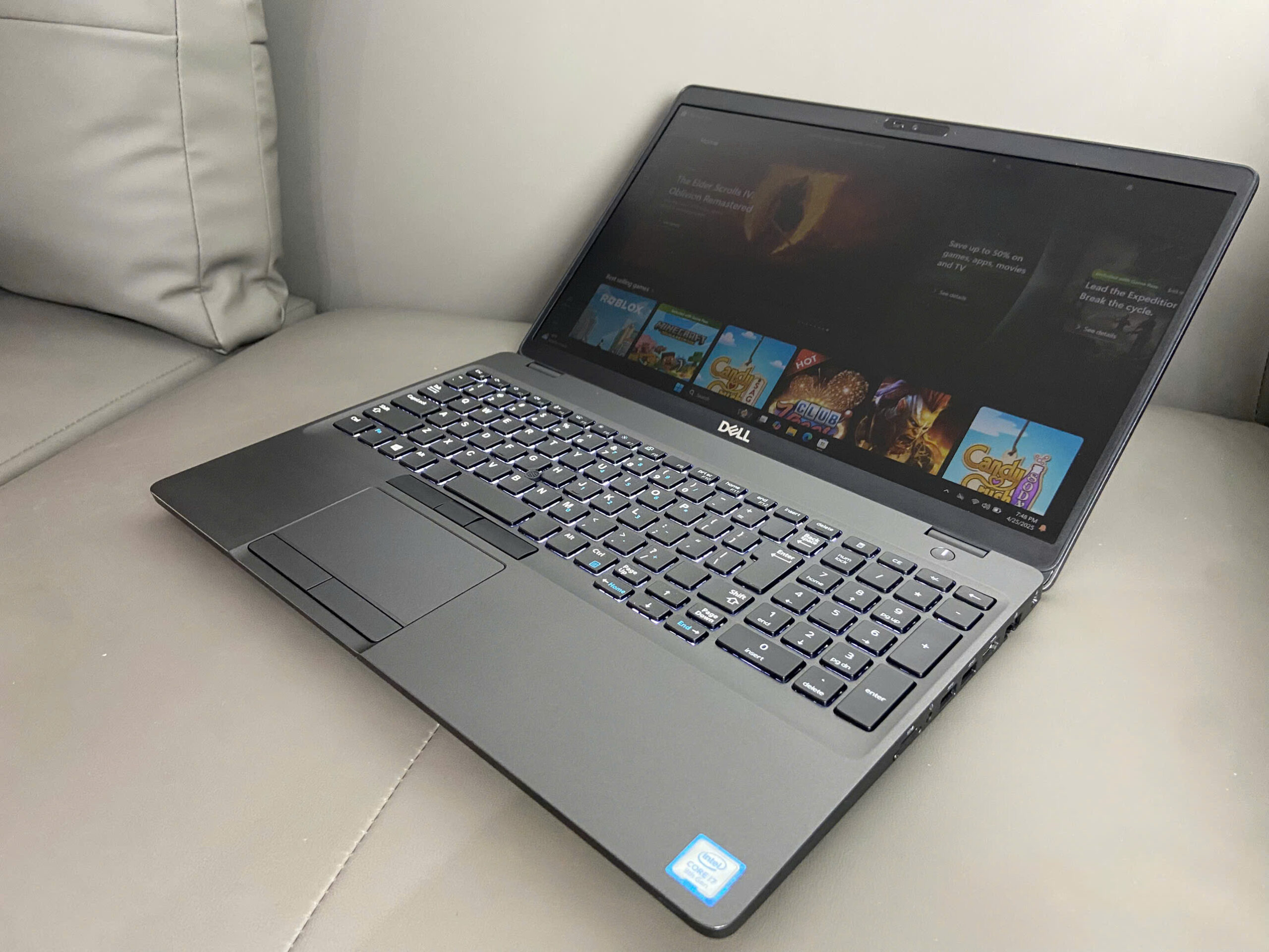 DELL Latitude 5501/ Core i7 9850H/ Ram 16GB/ SSD 256 Full HD