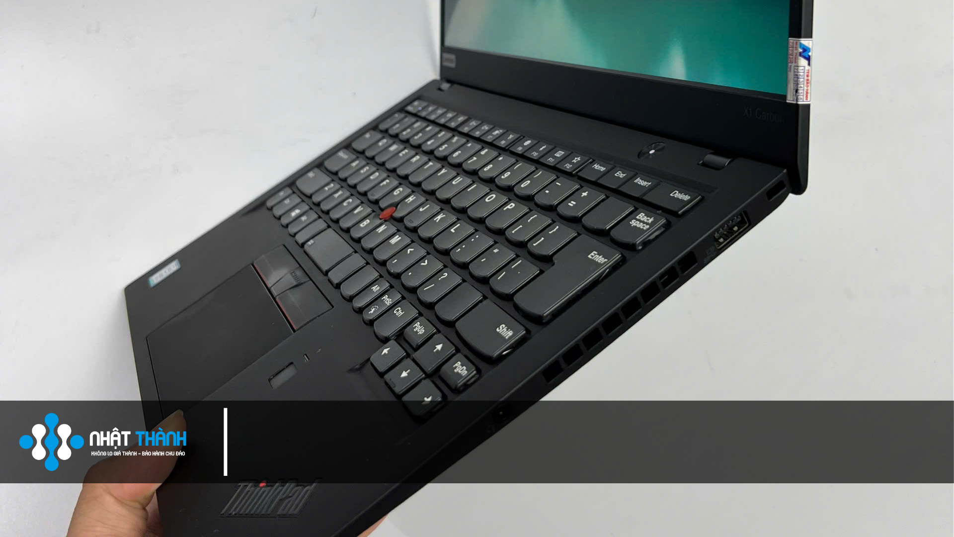 Laptop Văn Phòng Nhỏ Gọn – Giải Pháp Tối Ưu Cho Dân Công Sở Hiện Đại