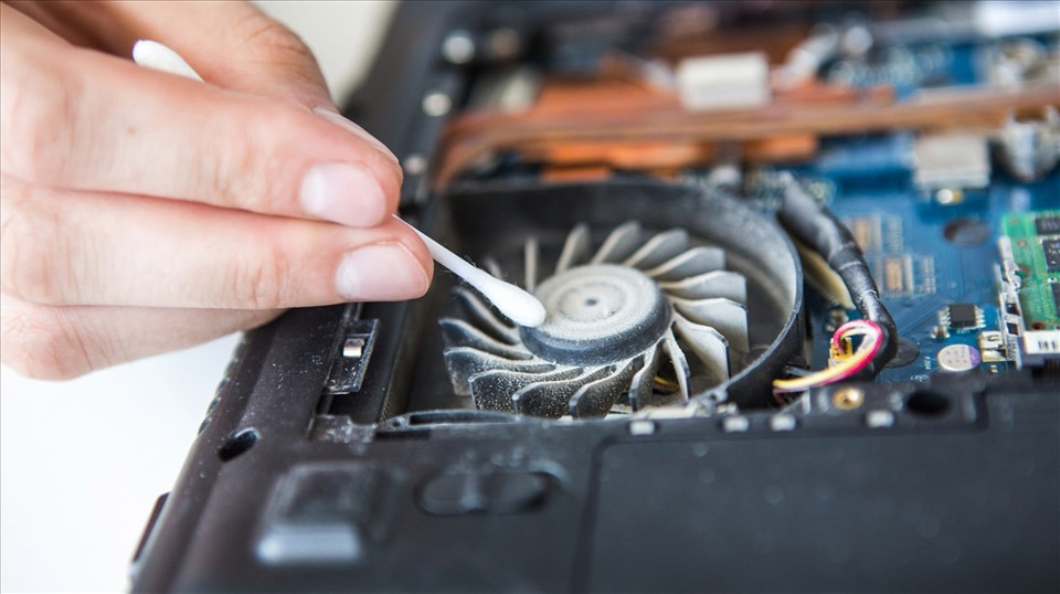Top 5 laptop văn phòng giá tốt đáng mua