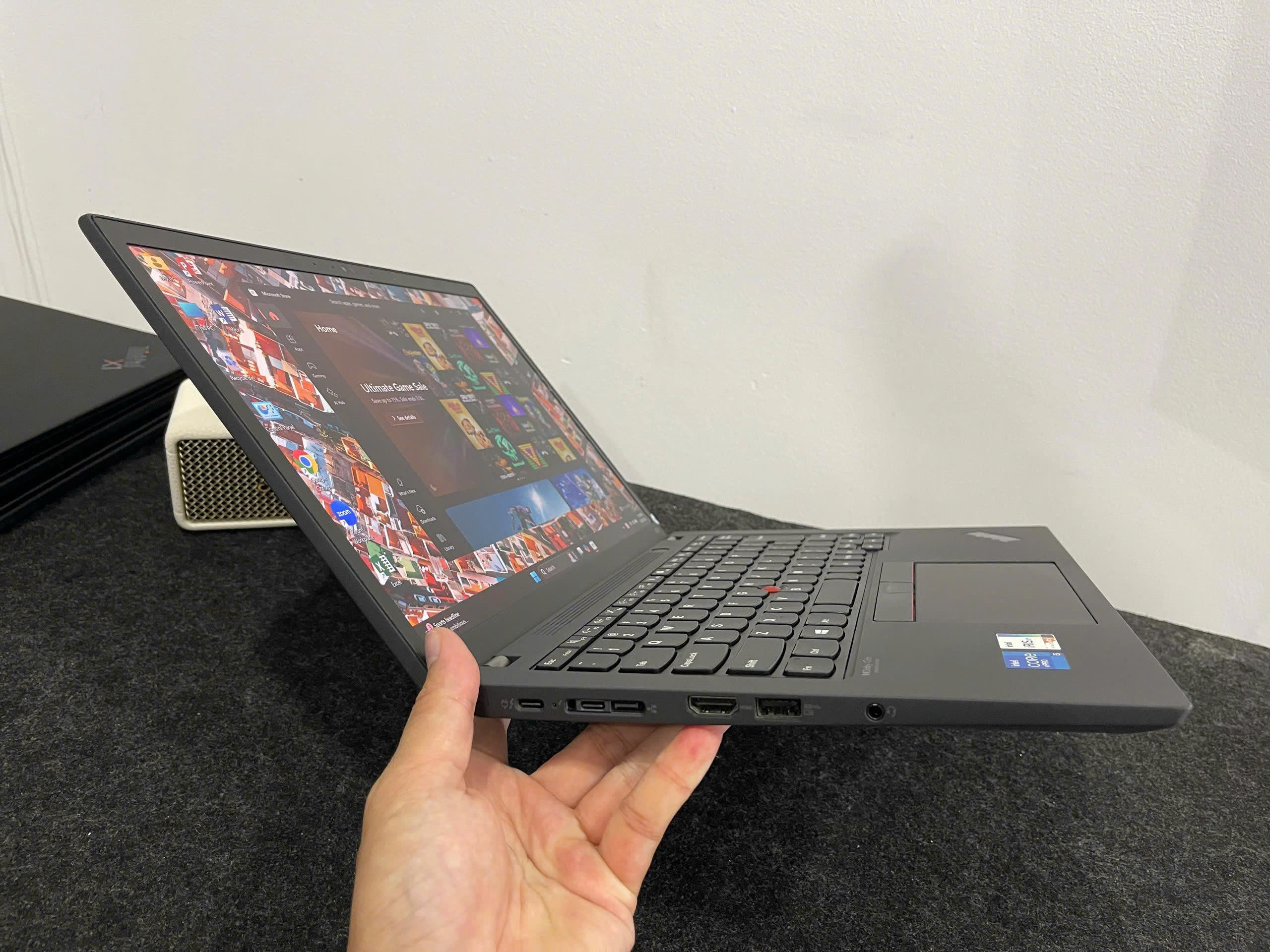 LENOVO Thinkpad X13 Gen 2/Core i5 1145G7 2.60 &#8211; 4.4 GHz/8GB/SSD 256GB/Đồ họa Intel® Iris® Xe Graphics/13.3 inch FHD (1920 x 1080) IPS