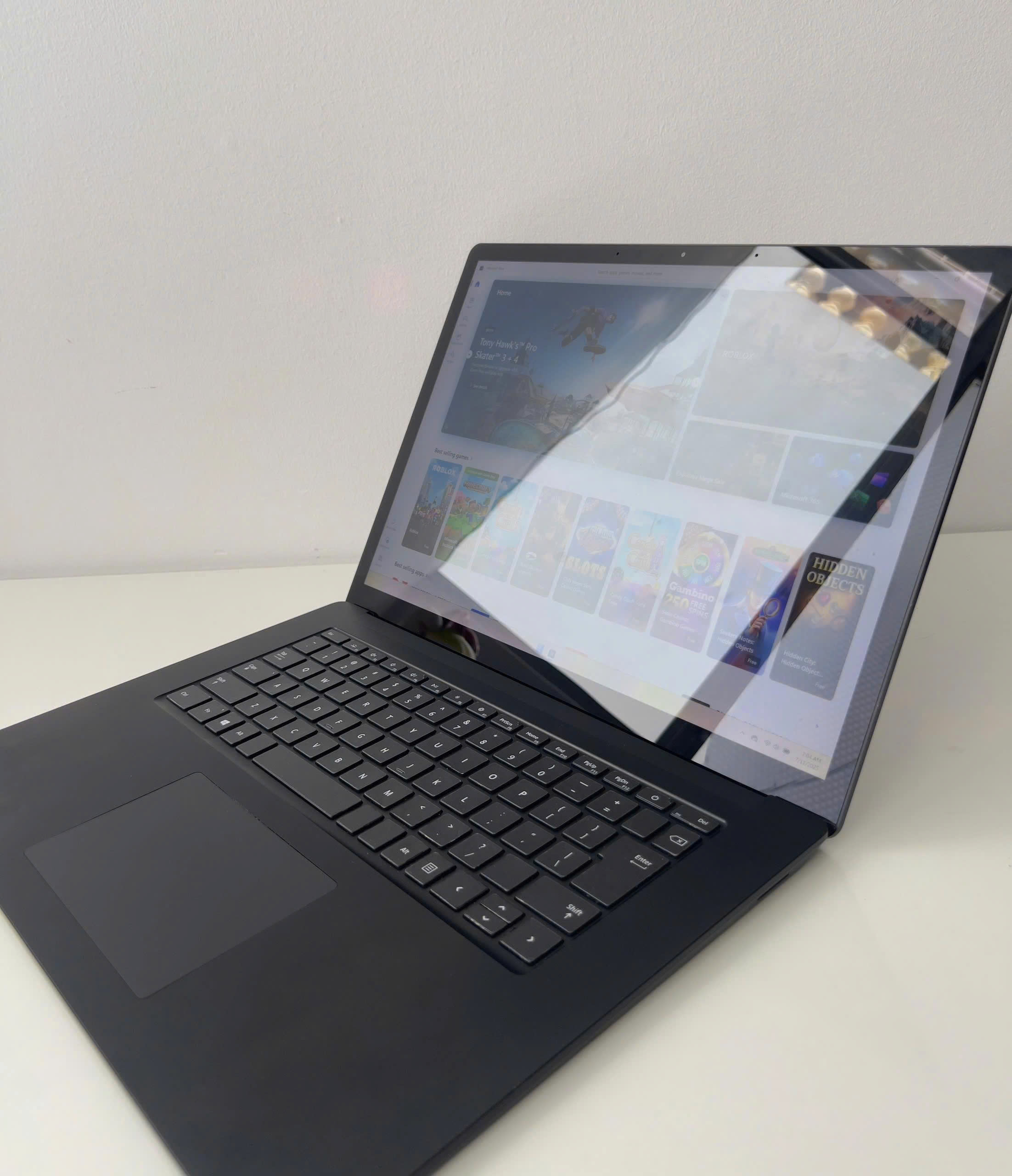 SURFACE Surface Laptop 4/Core i7 1185G7 4.8 GHz/16GB/SSD 512GB/Intel® Iris® Xe Graphics/Màn hình 15 inch 2K (2256 x 1504 pixels) Touch cảm ứng đa điểm